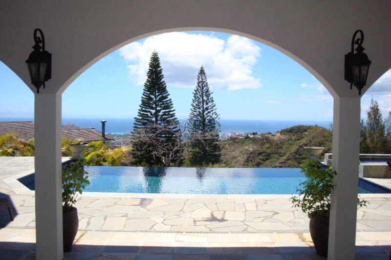 Swimming Pool In Hawaii